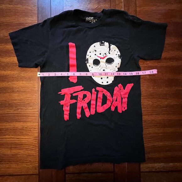 Halloween I Love Friday Jason Voorhees Mask Distressed Graphic T-Shirt Small - Picture 5 of 7